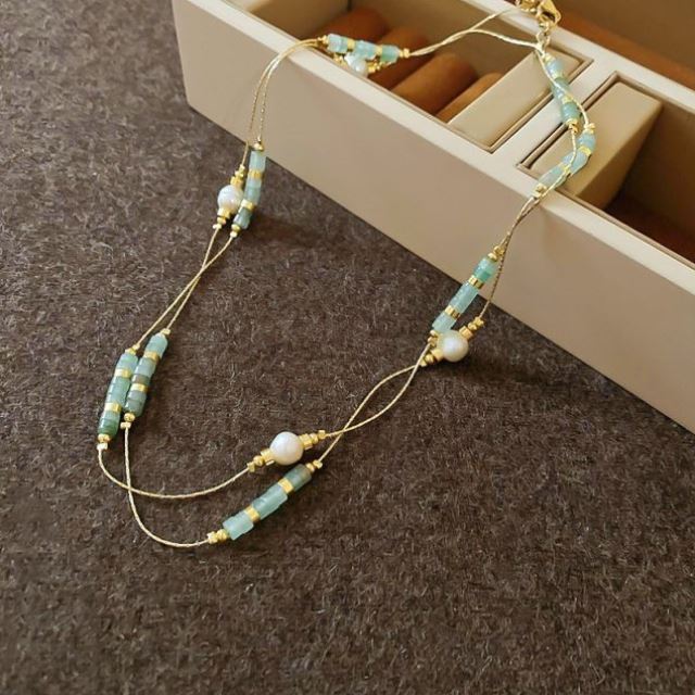 Colorful Pearl Ornamentle Beaded necklace