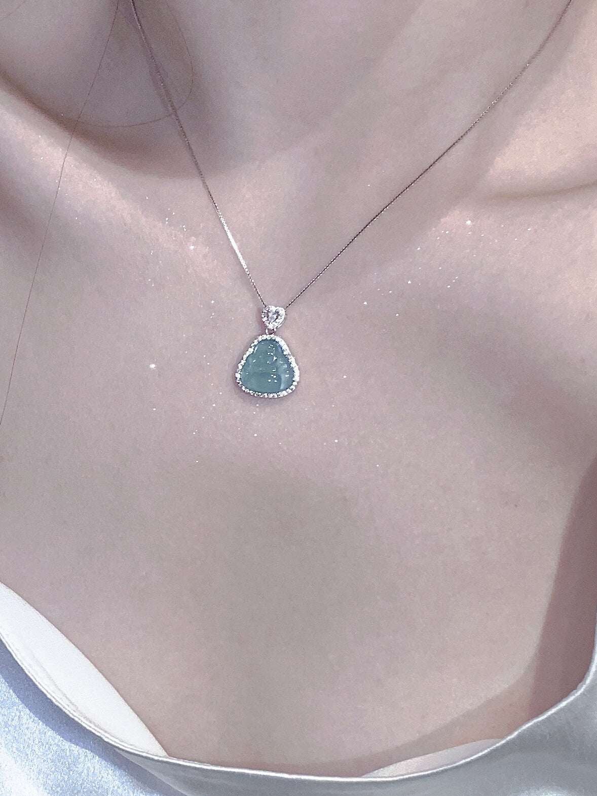 Happy Bodhi Natural Dangerous Material Blue Water Feitsui Buddhle Sculpture Male Necklace Sterling Silver Female Clavicle Chain Neck Chain Birthday Gift