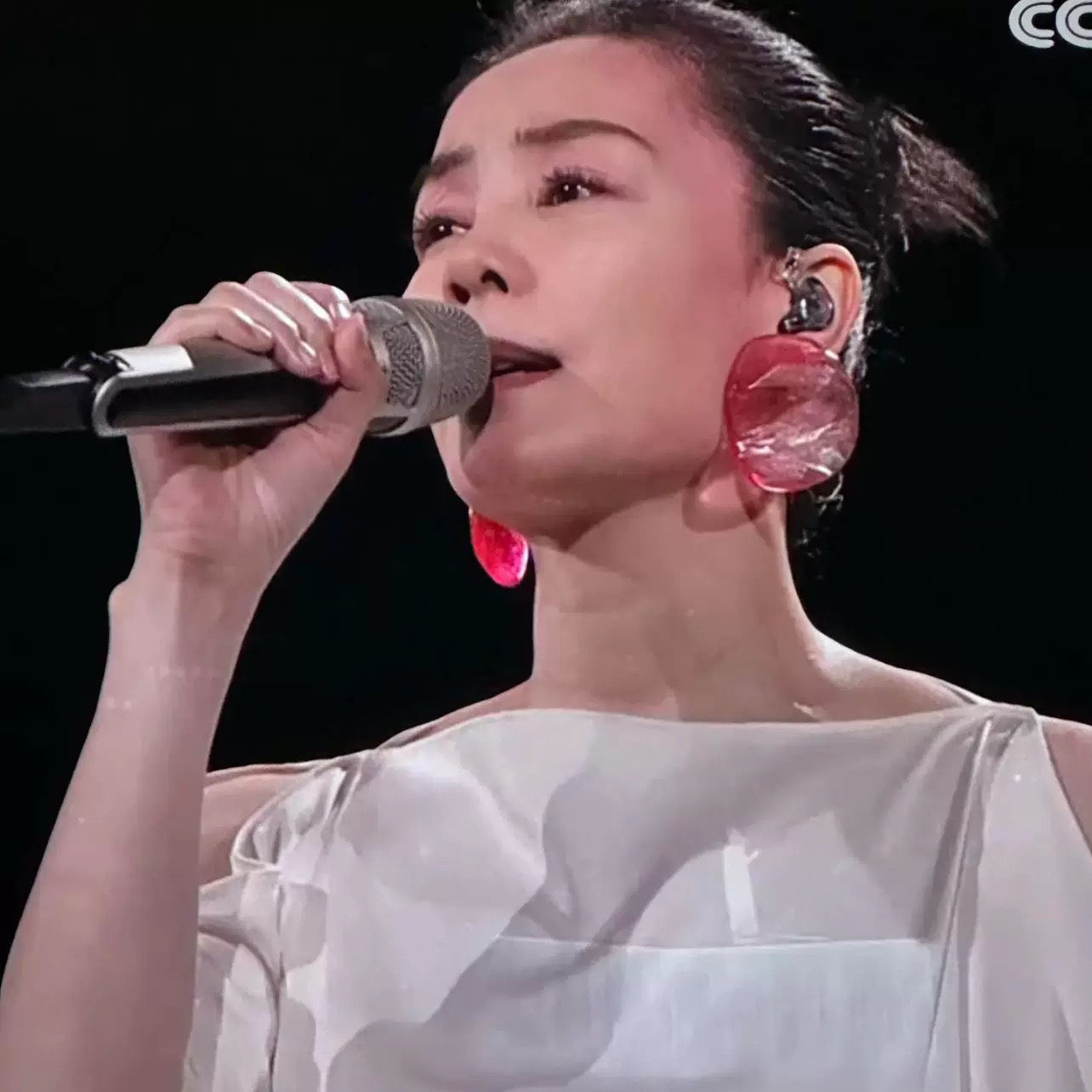 Blooming earrings
