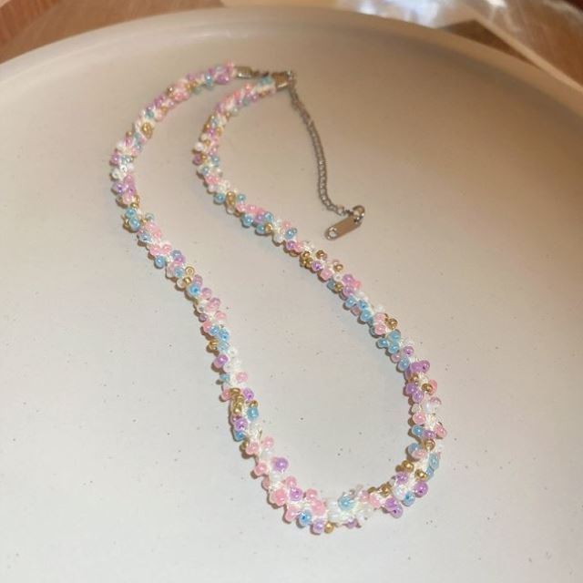 Colorful Pearl Ornamentle Beaded necklace