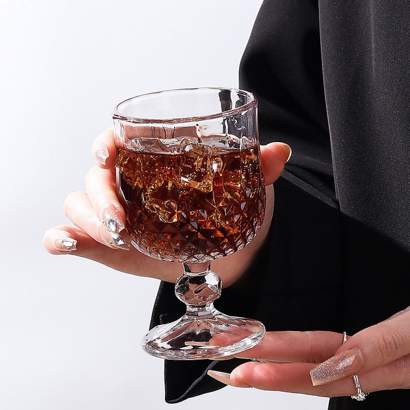 Hot Wine Glass Lead-Free Glass Diamonds Red Wine Glass Cognac Cup Wine Champagne Glass Whiskey Shot Glass Dessert Wine Chicken