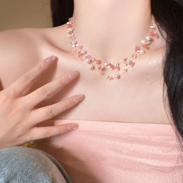 Colorful Pearl Ornamentle Beaded necklace