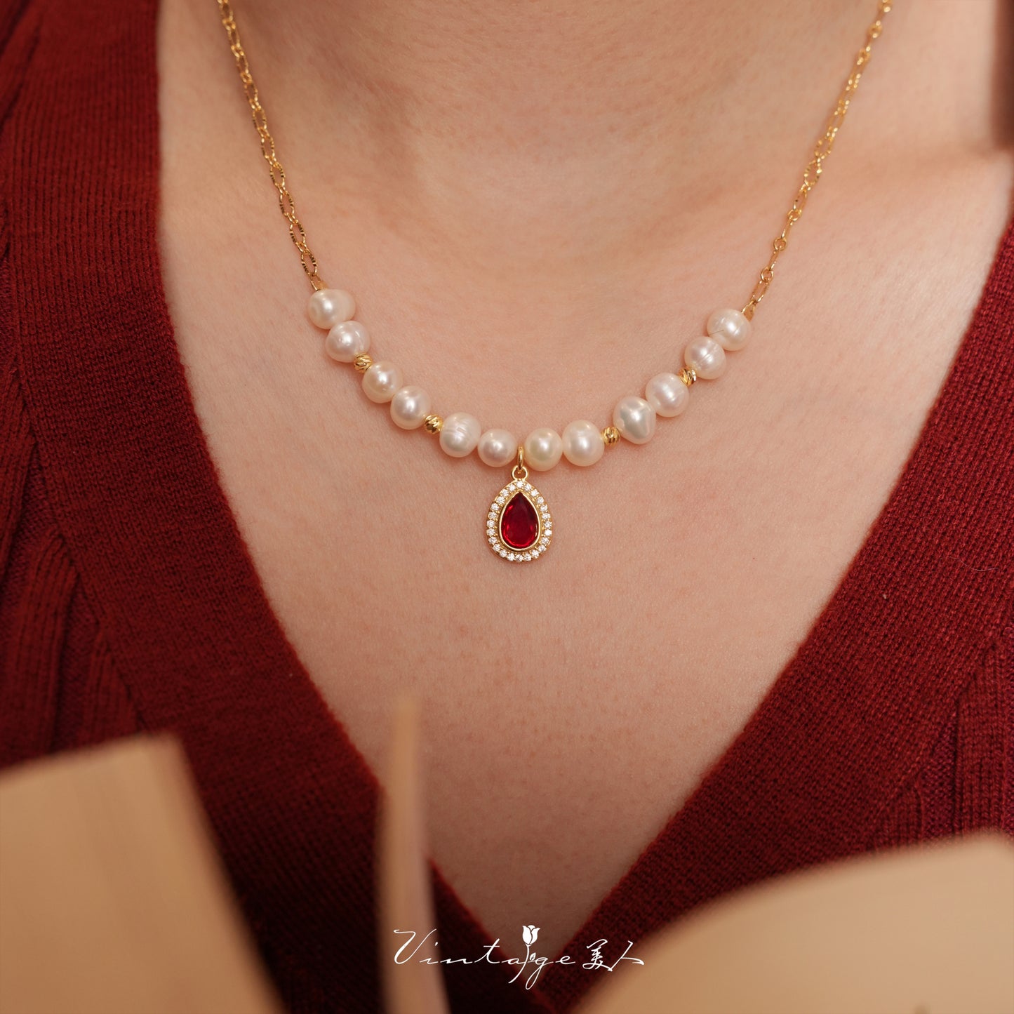 Lady Massel Retro French Natural Pearl Accessible Luxury Classy Wine Red Water Drop Pearl Necklace Clavicle Chain