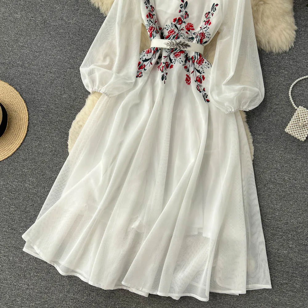 Autumn White/Beige Beading Embroidered Long Dress For Women Elegant O-Neck Puff Sleeve High Waist Elegant Party Robe New Fashion