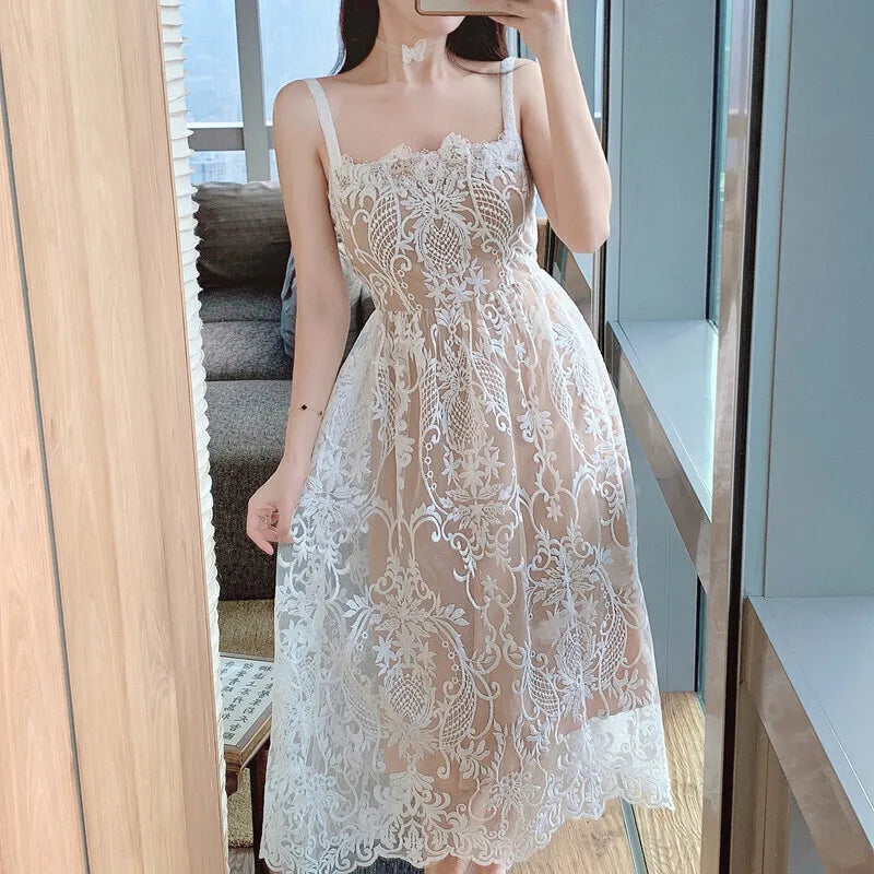 UCXQ Square Neck Lace Embroidery Elegant Long Dress Fairycore Waist Sleeveless Camisole Dresses Women 2025 Spring Summer 23A8639