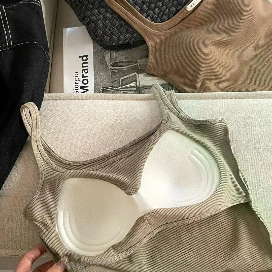 Solid All-Match Invisible Integrated Chest Pad Cami 2024 Spring New Korean Women clothes Short Sleeveless Top