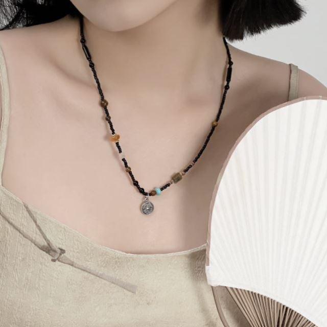 Colorful Pearl Ornamentle Beaded necklace