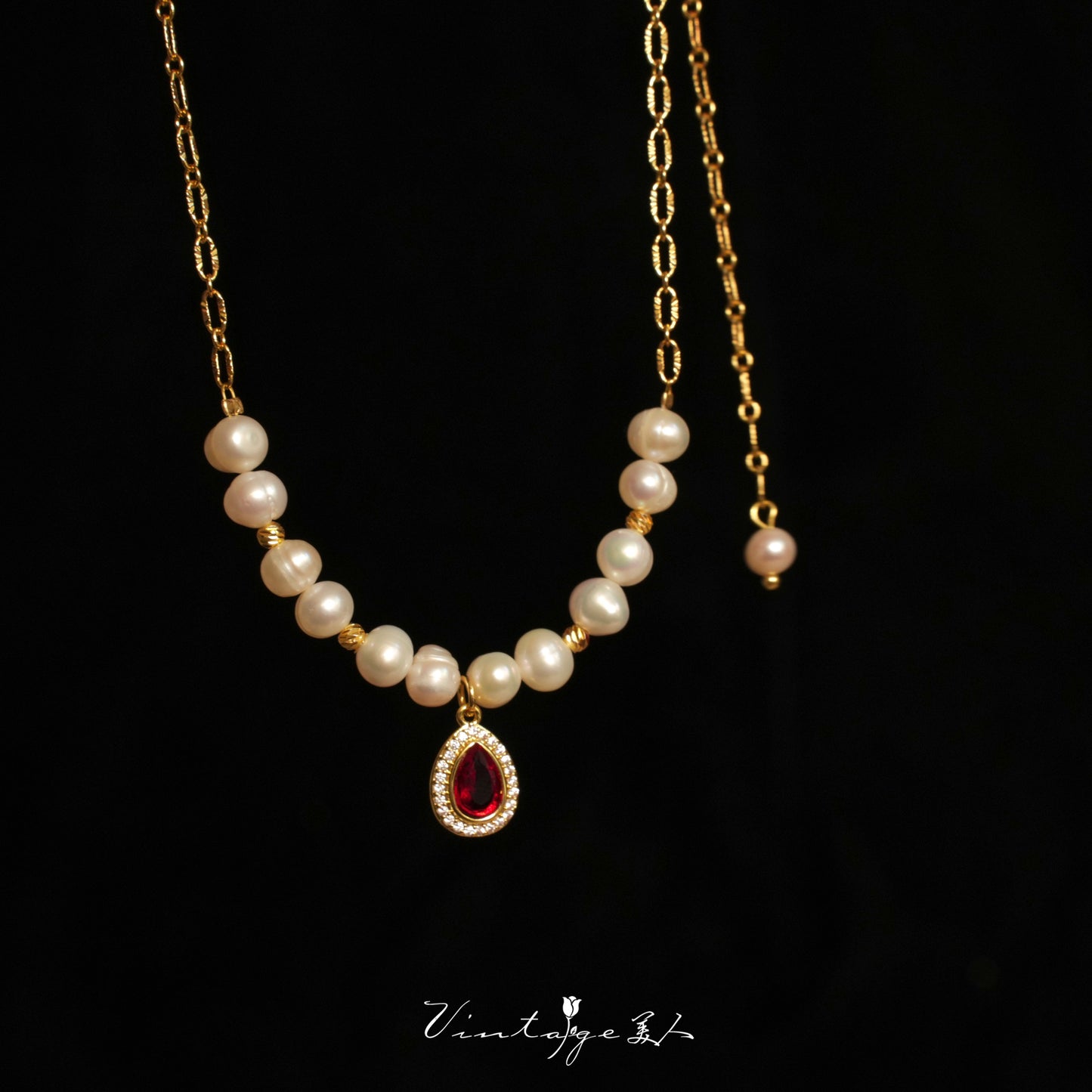 Lady Massel Retro French Natural Pearl Accessible Luxury Classy Wine Red Water Drop Pearl Necklace Clavicle Chain