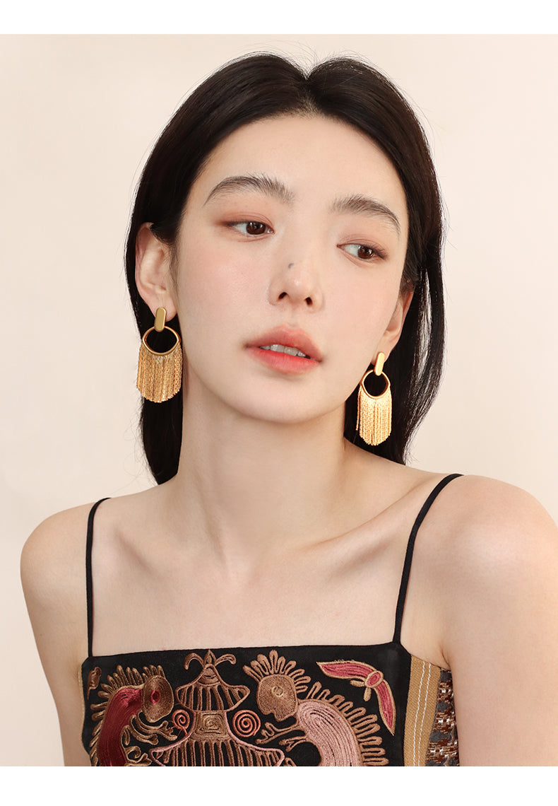 Meuri "Queen of Sands" Modified Face Unique Vintage Tassel Earrings Female Fashion Exaggerated Summer 925 Silver Needle