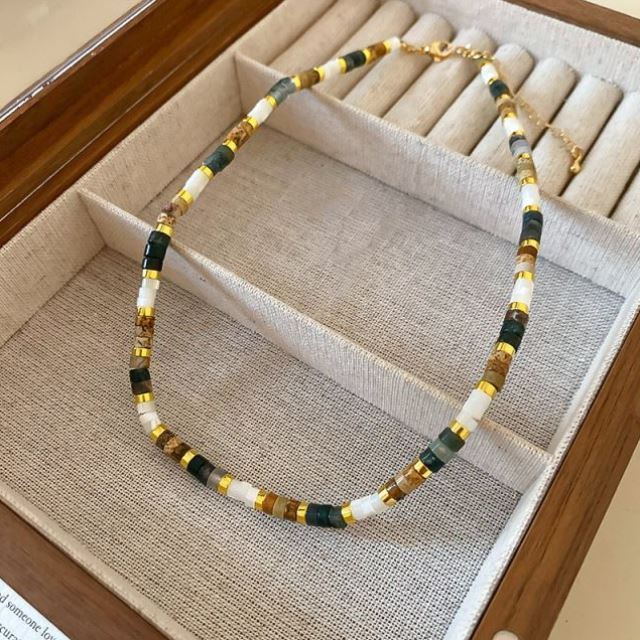 Colorful Pearl Ornamentle Beaded necklace