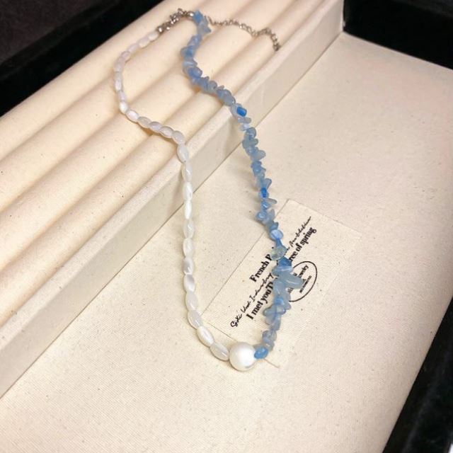 Colorful Pearl Ornamentle Beaded necklace