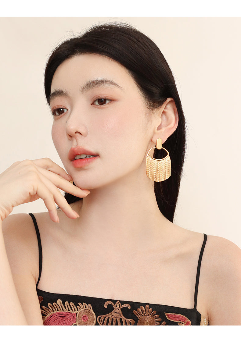 Meuri "Queen of Sands" Modified Face Unique Vintage Tassel Earrings Female Fashion Exaggerated Summer 925 Silver Needle