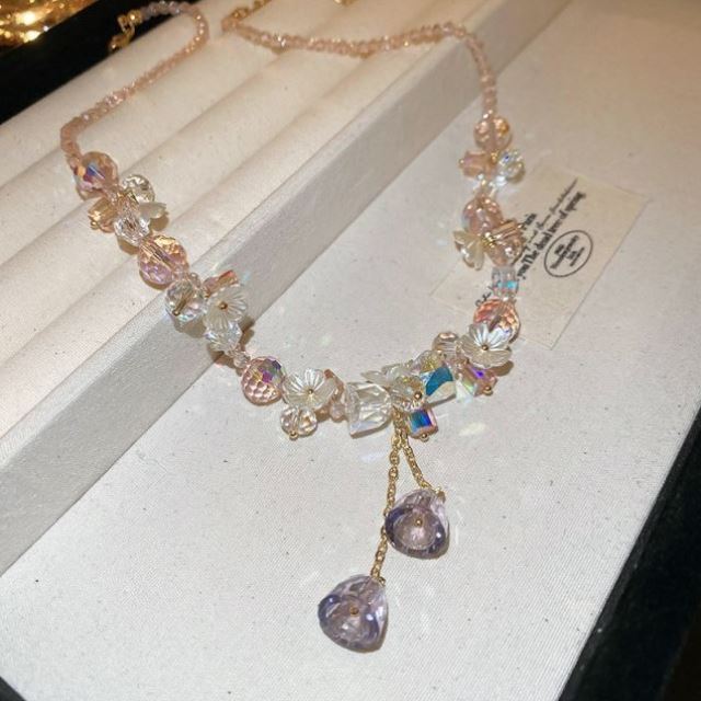 Colorful Pearl Ornamentle Beaded necklace