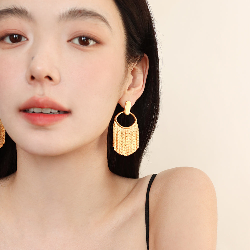 Meuri "Queen of Sands" Modified Face Unique Vintage Tassel Earrings Female Fashion Exaggerated Summer 925 Silver Needle