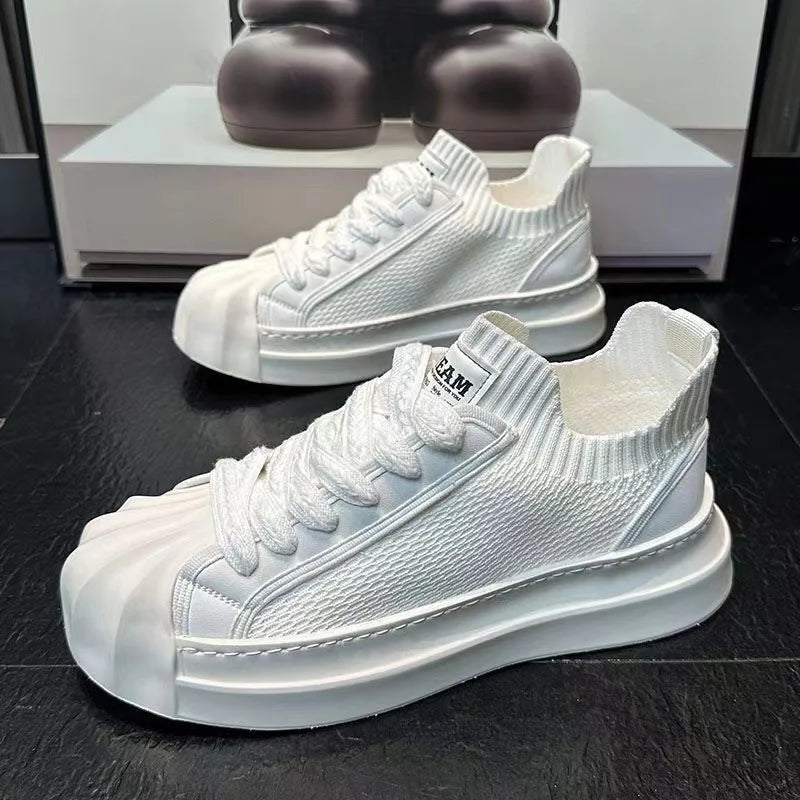 Designer Striped Patchwork Breathable Shoes Man Fashion Soft Lightweight Skateboard Sneakers Retro Camel Summer Shoes Trend 2025