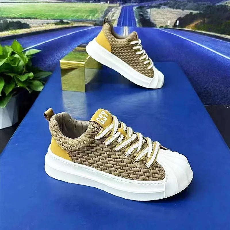 Designer Striped Patchwork Breathable Shoes Man Fashion Soft Lightweight Skateboard Sneakers Retro Camel Summer Shoes Trend 2025