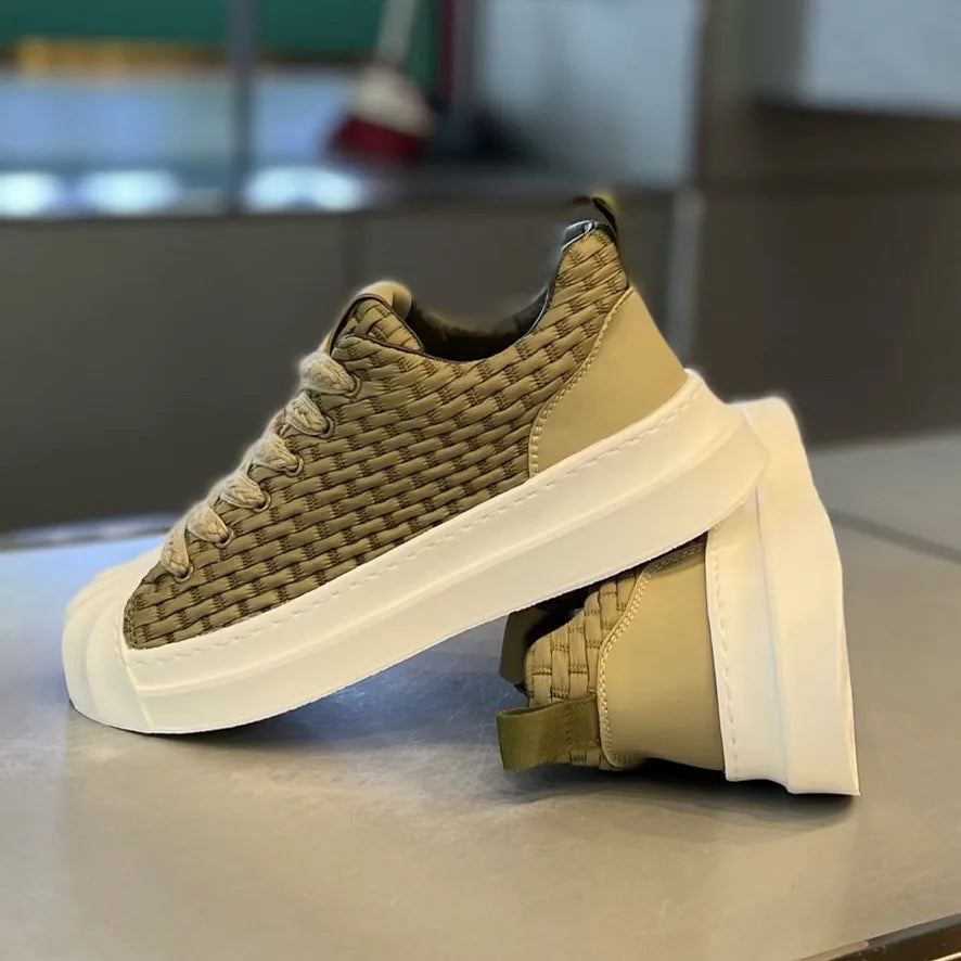 Designer Striped Patchwork Breathable Shoes Man Fashion Soft Lightweight Skateboard Sneakers Retro Camel Summer Shoes Trend 2025