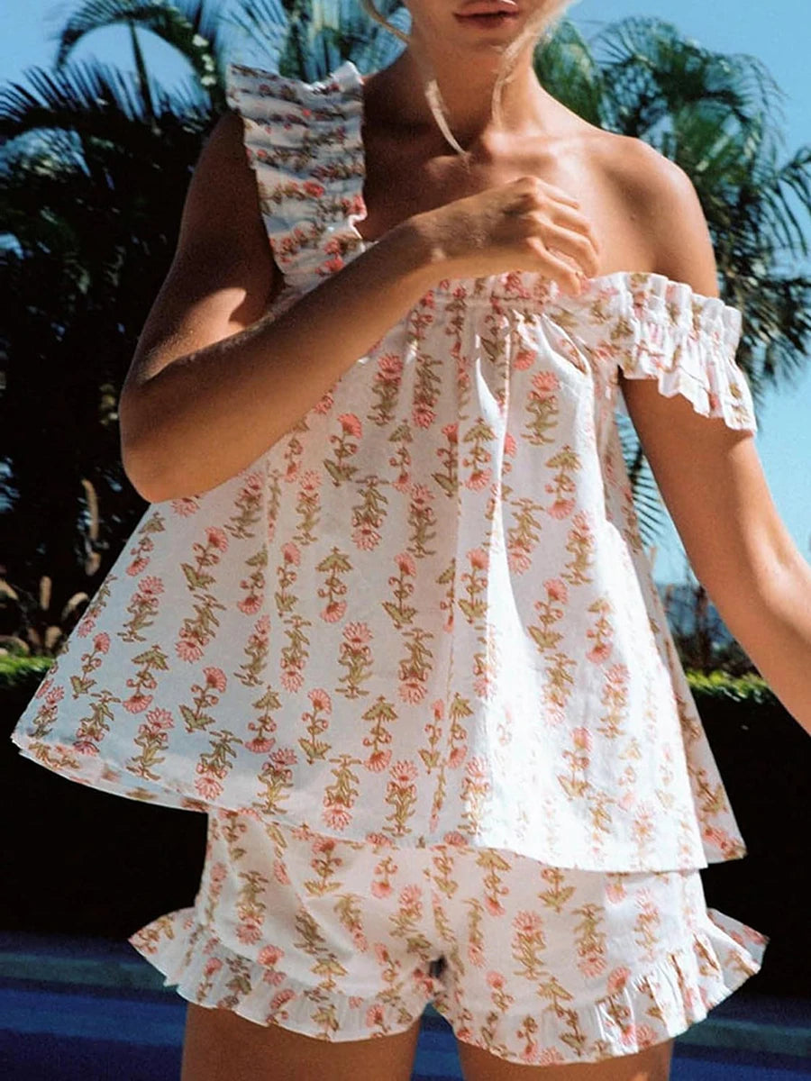 Women Floral Print Summer Set Square Neck Flutter Sleeve Loose Tank Tops Ruffled Shorts 2-Piece Outfits