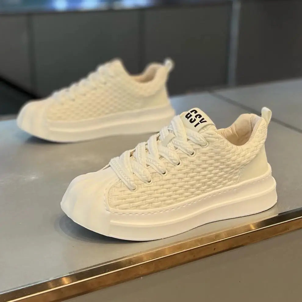 Designer Striped Patchwork Breathable Shoes Man Fashion Soft Lightweight Skateboard Sneakers Retro Camel Summer Shoes Trend 2025