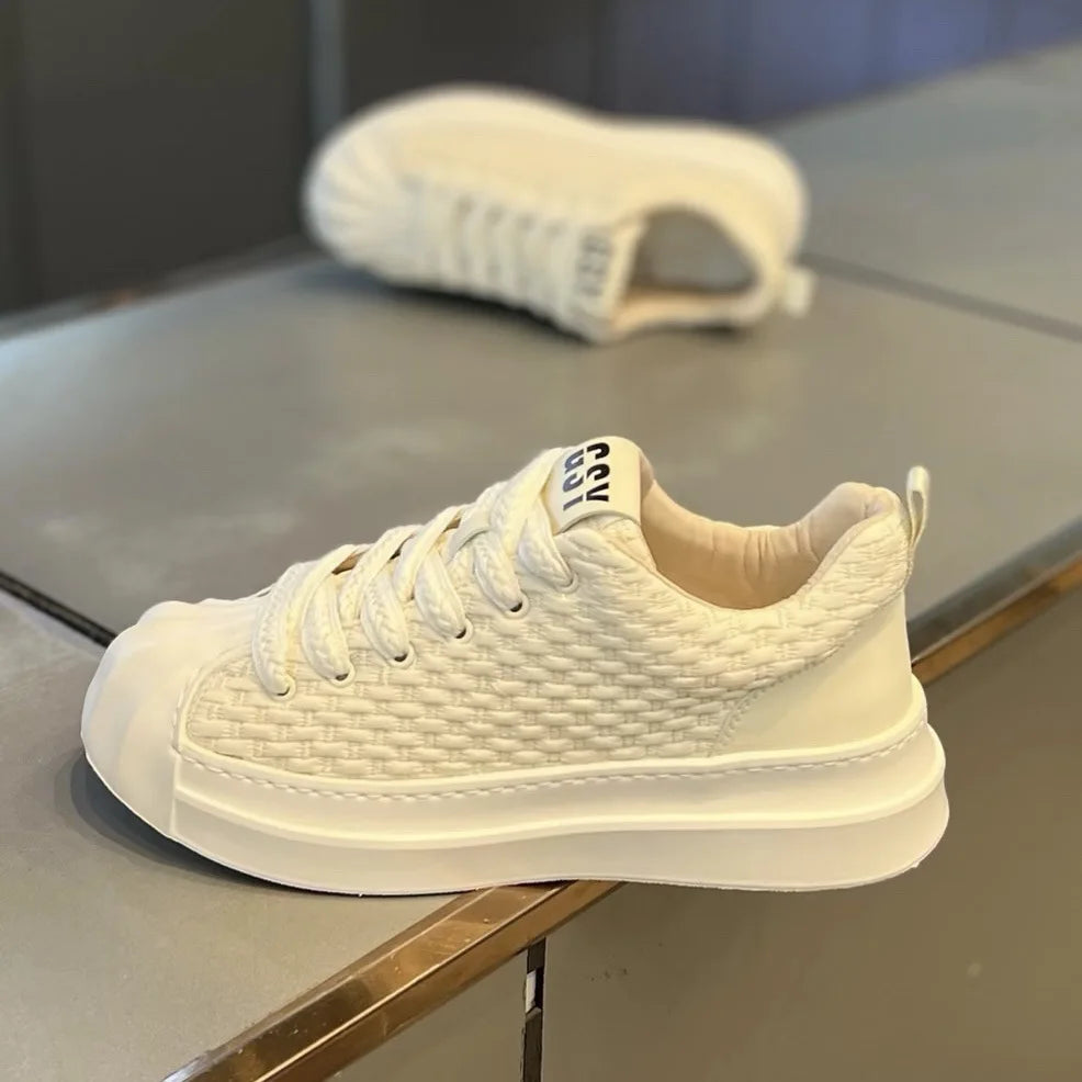 Designer Striped Patchwork Breathable Shoes Man Fashion Soft Lightweight Skateboard Sneakers Retro Camel Summer Shoes Trend 2025