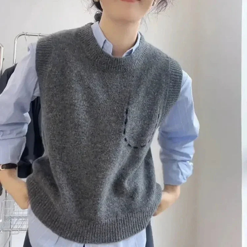 Solid Round O Neck Women's Knitted Vest Pullover Korean Style Clothing Trend Waistcoat Jumper Wear To Work Female Sweater