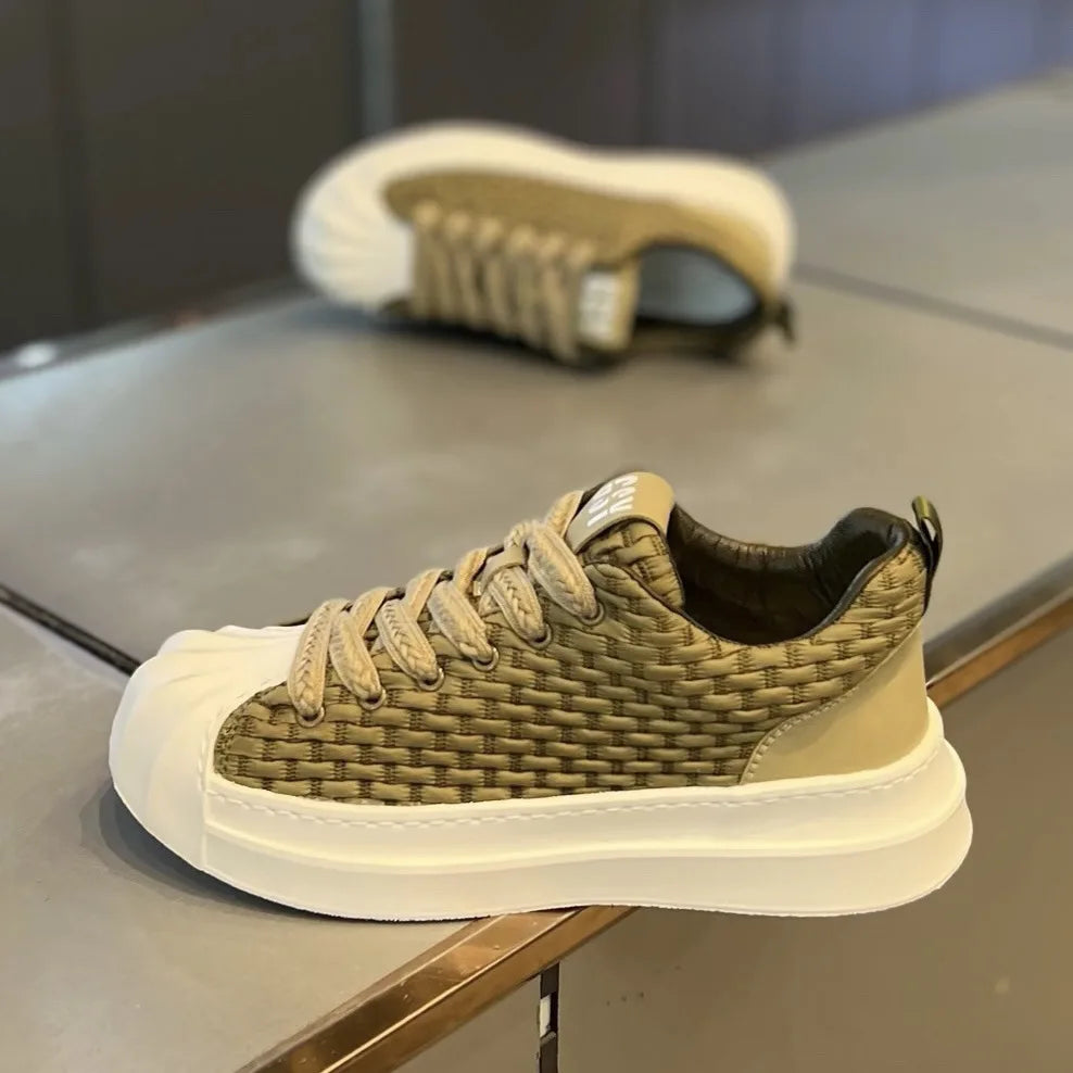 Designer Striped Patchwork Breathable Shoes Man Fashion Soft Lightweight Skateboard Sneakers Retro Camel Summer Shoes Trend 2025