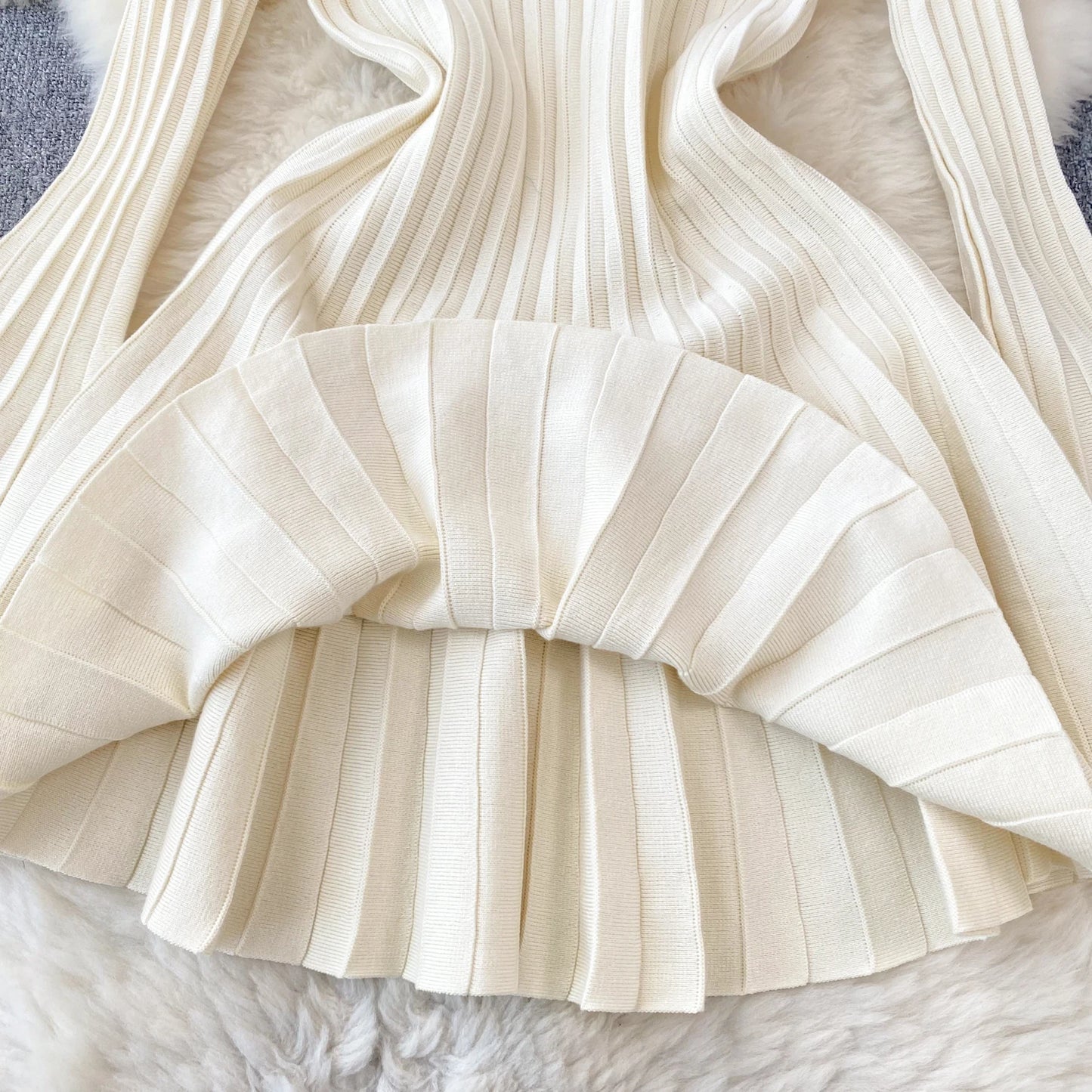 SINGREINY Elegant Knit Pleated Mini Dress Women Soft Ribbed Solid Flare Sleeve Fashion Lady Casual Sweater Slim Dresses